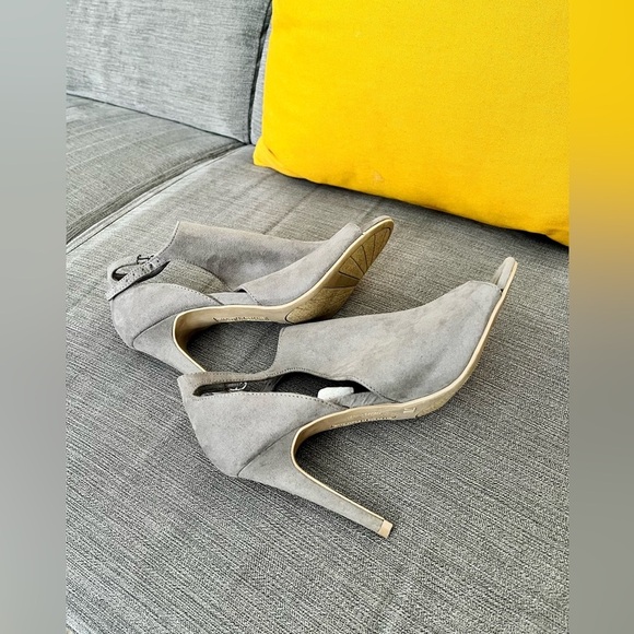 CHRISTIAN Soriano high heels, perfect condition - Picture 4 of 11